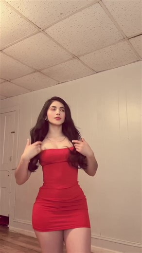 ISA 🖤 (@bell_pi22)’s videos with La Cumbia del Río (Clean Version) - Los Pikadientes de Caborca