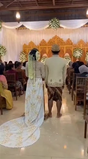 natural_barnd.ai on Instagram: "Japan is turning footsteps into electricity using piezoelectric tiles. Every step creates a small amount of energy, and millions of steps together power LED lights and digital systems-supporting a more sustainable urban future.⚡✨ ‎ ‎ #Japan #Future Technology #RenewableEnergy #SmartCity #Innovation 🌱"