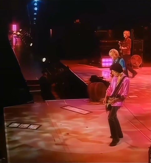 Aerosmith - Cryin' (Live Performance)