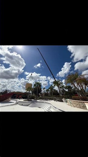 Not your average pool install… we bring the crane.” 💦🏗️ #BSCraneService #leaveyourliftingtous