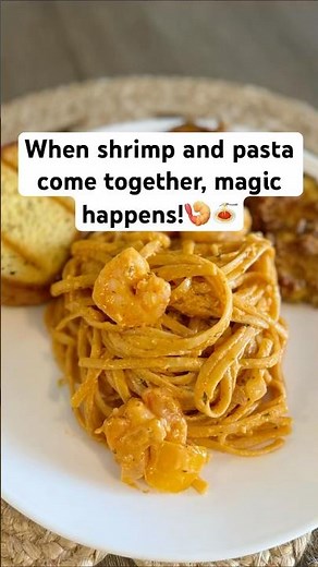 EASY Creamy Shrimp Pasta! (Ready in 30 Minutes)