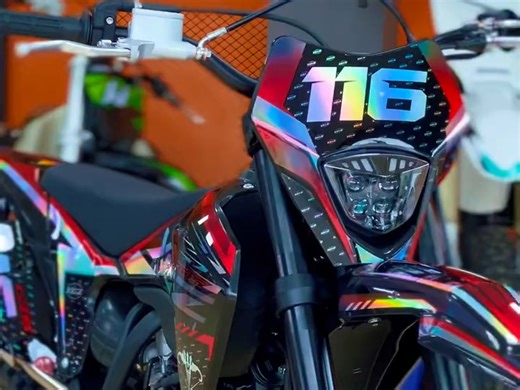 新贵尊GTS-300到了，风冷300排量，6档带平衡轴