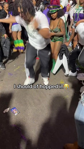 I would of turnt the spot up🥴 #fyp #viral #jigging #louisiana #bourbon