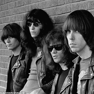 The Mushroom Cut | Blog | TheSalonGuy