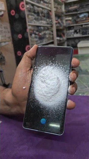 "₹40,000 ka phone foam se dhoya 😳🔥 Vivo V40 Waterproof Test!" #shorts #vivov40series #youtubeshorts