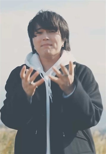 2025.01.24 Release ドラマ「法廷のドラゴン」主題歌「ワインディングロード」 各種音楽配信＆サブスク配信！ Novelbright公式YouTubeにてMV公開 心が暖かくなる最高な楽曲🧡最後の5人の後ろ姿素敵すぎる🥰 #novelbright #竹中雄大 #ワインディングロード #法廷のドラゴン #ドラマ主題歌 #MV #おすすめにのりたい @Novelbright @竹中雄大 Yudai Takenaka @山田海斗@Novelbright @KEIGO @ねぎ Novelbright @沖 聡次郎