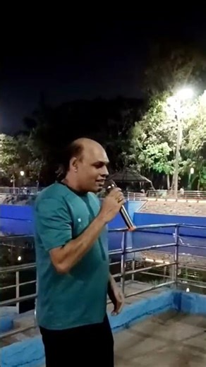 When a Singer in the Park Sang Tum To Thehre Pardesi 😢 | Altaf Raja Magic #Shorts