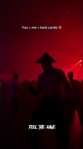 WHEN HARDTECHNO HITS #techno #technodance #holypriest #hardtechno