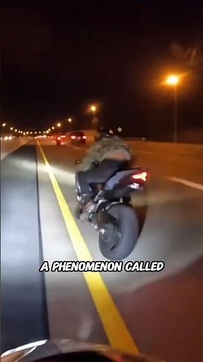 What Is a Tank Slapper? This Could Save Your Life on a Motorcycle! 🏍️⚠️