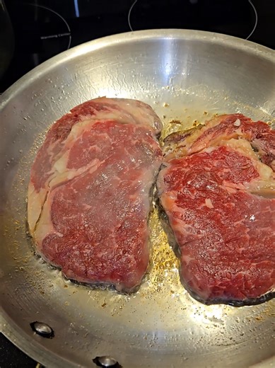 Perfect Steak Dinner in Stainless Steel Pan