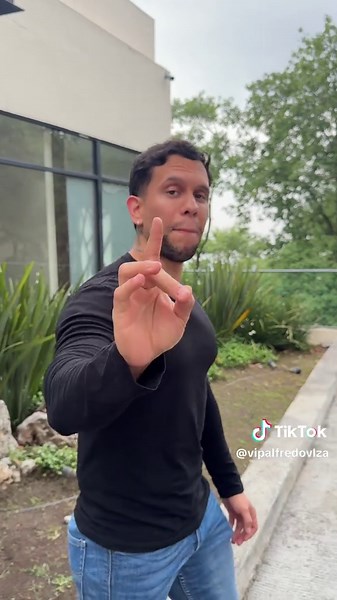 Nuevo Audi A3 para Mi Editor - ¡Regalo de un Millón de Likes!