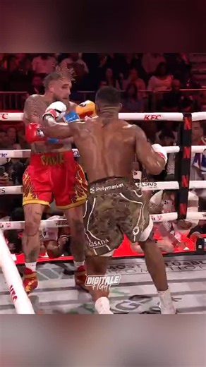 Fight Digitale on Instagram: "🔥 ANTHONY JOSHUA, JAKE PAUL'U 6. RAUNTTA BİTİRDİ! (via @netflixsports )"