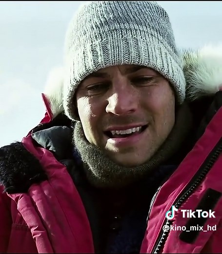 Не бросил собаку с упряжки 😎 Название: Белый плен 😎 #фильм #кино #сериалы #моменты #новинки #моменты #топфильмы