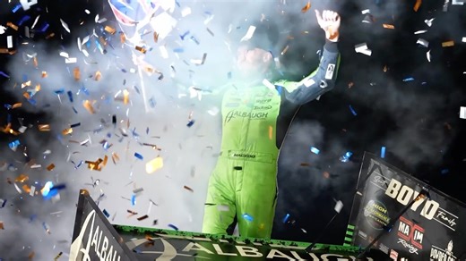 It's showtime at Jackson Motorplex! The World of Outlaws Sprint Car Series hits the track in one hour for the perfect way to end your Wednesday. Tune in at 7:15 ET, only on DIRTVision🏁 | DIRTVision