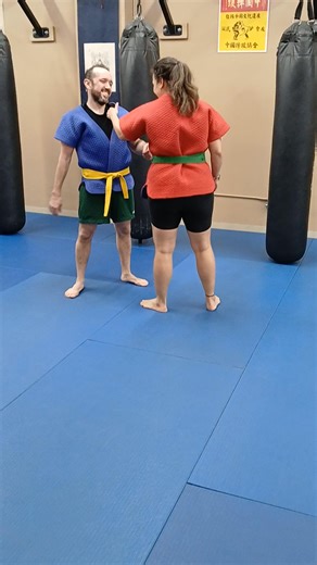 Real kung fu is self defense. We teach Lama Pai Kung Fu and Shuai Jiao / Chinese wrestling. We are accepting new members in January and have membership specials going on now | NY Kung Fu