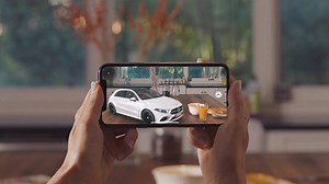 23K views · 524 reactions | Erlebt Mercedes cAR: unsere neue Augmented Reality App! Platziert, konfiguriert und FAHRT virtuell 3D Mercedes-Benz Modelle – wo immer ihr wollt. Ab sofort im App Store für iOS verfügbar! Also worauf wartet ihr noch? Herunterladen und direkt losdüsen! mb4.me/Mercedes_cARApp  | Mercedes-Benz Deutschland | Facebook