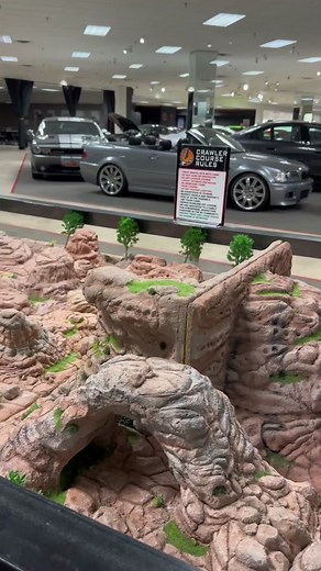 Spider monkey crawling😅 #rc #rccar #rccrawler #rcrockcrawlers #rccrawlercourse #rcutah #801rclifestyle #24scalerc #rcoffroad #rctiktok #rcfyp #streetaddictionrc #streetaddiction #like #share #follow #rcviral