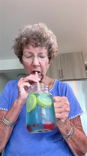 Mermaid Refresher Recipe — Fun Drink Friday