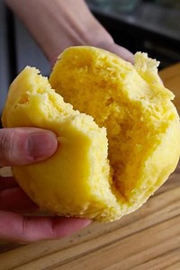 材料2つ！炊飯器で蒸しパン作り方。 by syun cooking | クラシル