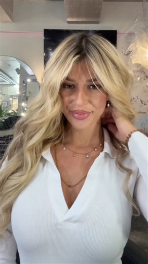 𝔍𝔬𝔢𝔫𝔞 | Von kurz zu lang, von lockig zu glatt diese Extensions können einfach alles ✨ @verlocke_extensions So ein liebes Team, ein wunderschönes... | Instagram