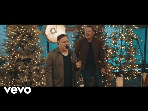 Chris Tomlin - Crown Him (Christmas) (Live) with Matt Redman