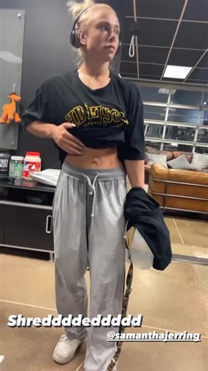 @SamanthaJerring #womenabs #femaleabs #dreambody #foryou