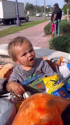 This Family is still off the streets and living in a Home that yall helped make happen! #Memories #Fyp #Kids #Homeless #GiveBack