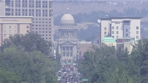 ‘Recognize when you should limit exposure’: Experts warn of health impacts from wildfire smoke