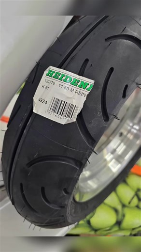 #bellinzonacity #GrazieDiCuore #vespaclubschweiz #vespalovers #amici @SIP Scootershop - Vespastuff