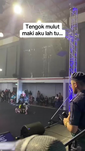 Pesta penang 29/12/2024 Hahahaah nak tahu sebab apa mereka semua maki aku… Nanti aku storrryyyy…. #pestapenang #2024tiktok #PDRM #gerogetown #bandpolispenang #bandpolis