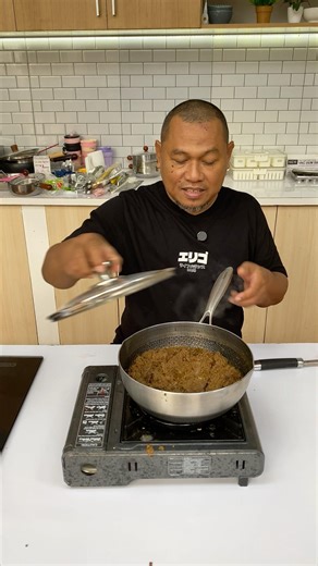 Cooking made easy without the sticky drama! #stainlesspan #freemirpanci