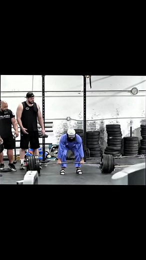 Anatoly's Hilarious 400 kg Gym Cleaner Prank