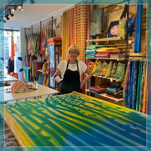 We’re excited to have Ellen Bakker returning to teach her Experimental Silk Painting Techniques in May 2026. During the workshop you will explore the possibilities that silk painting offers. You can paint multiple silk scarves, paint silk fabric to make a garment or accessory or paint thin silk for felting. Each student has access to a large frame on which the silk is stretched. The workshop offers a great degree of freedom to experiment. You will learn what the effect is of working with various
