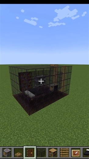 Invisible House in Minecraft 😱🏠 #shorts #gamingshorts