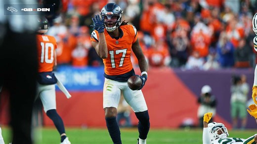 QB Bo Nix escapes from defensive pressure and finds Lil'Jordan Humphrey for 22 yards | Broncos vs. Packers