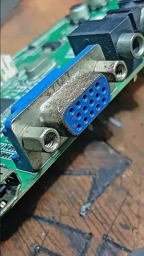 tips and trick remove vga socket #component #pcb #replacement