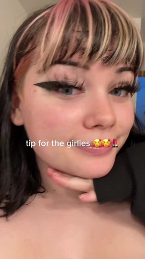 omg- #tips #hacks #makeup #tutorial #lipstick #lips #fyp