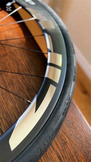 Slik Graphics on Instagram: "Few things in life are as satisfying as peeling off the application tape from a brand-new, fresh set of decals. Transparent application tape – makes it even better. 🙌🏼 Thanks @magnus6402 for sharing!"