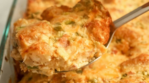 This Tater Tot Casserole Is Perfect For Breakfast, Lunch, And Dinner, And It Feeds A Whole Crowd