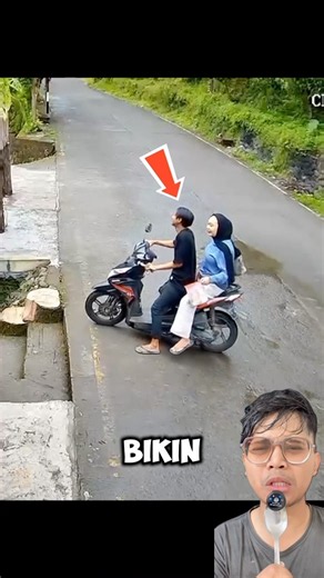The moment a couple is clearly caught on CCTV😱