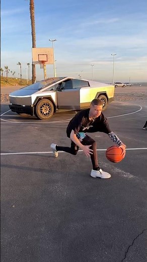 Professor WILD Dribble Sequence on Paradise Beach