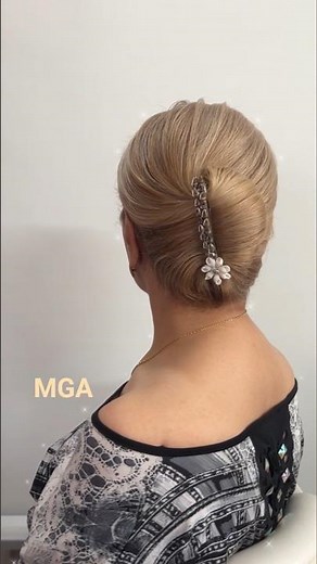 How to Create a Modern French Roll with a French Barrette