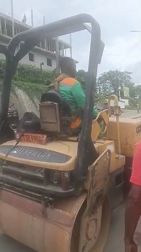 Operator by #CSL . More info on our upcoming Heavy Machinery Driving Training here : 237 6 94 35 46 02 | CSL