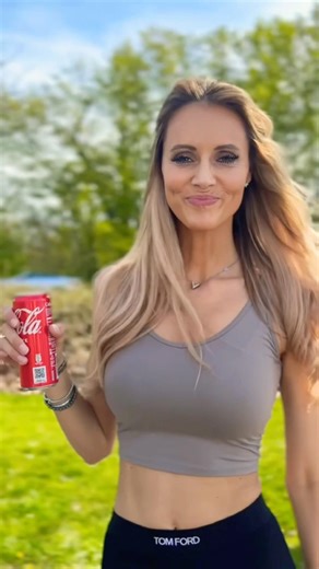 #cocacola #drink #smile