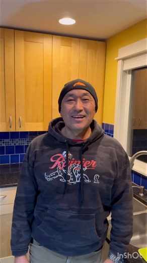 How to quickly 💡 and easily clean Squid 🦑 using a simple tool ✂️ that you have in your kitchen 🍽️ @dexter_outdoors made in Japan 🇯🇵 sushi knives 🔪 @outdooremporiumseattle for all your fishing 🎣 camping ⛺️ and outdoor 🪵 needs @fishn_pnw we fish 🎣 for it all 🦐 🦀 🐟 🍣 🦑 🐙 🦪 in the Puget Sound, just a quick ride to scenic Shilshole Bay marina 🛥️ in the historic Ballard 🇸🇪 neighborhood https://youtu.be/X21tw-VdWHo?si=9ExSlNkqAIrFIEcK Squid 🦑 ON 🔥!!! 🤙 ⚓️ CPK 🇰🇷 🇺🇸 #pnwfishing