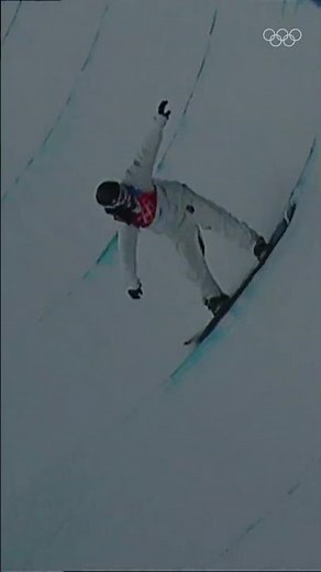 A legendary halfpipe debut! 🏂