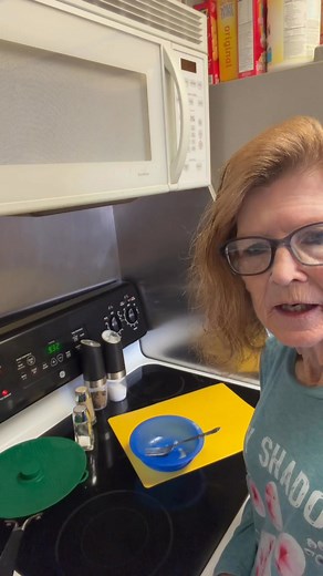 #breakfast with #leftovers #westernomelette Breakfast at the ready, #makeahead. | Sandy’s Cooking for 2-20