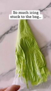 149K views · 927 reactions | Don’t know about you, but I don’t like wasting a single drop or bit of icing. With this simple step you can make sure you get even the last bit. A spatula or a scraper work just as well. #cookiedecorating #sugarcookies #decoratedcookies #royalicing #decoratedcookie | The Cookie Box Club | Facebook