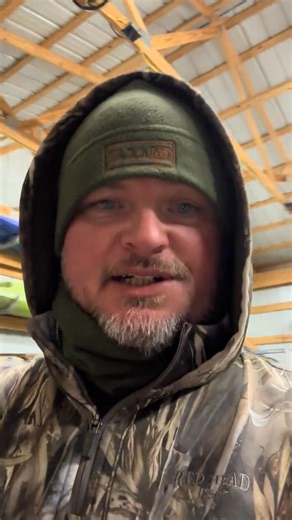 Ultimate Windproof Warmth — Stay Protected in Any Weather ❄️ Conquer chilly winds and freezing temperatures with our Windproof Fleece Headwear Set. This versatile set combines a windproof hat, face mask, and fleece neck gaiter, delivering full coverage, comfort, and warmth for your head, face, and neck. Perfect for skiing, cycling, hiking, or daily winter commutes.🧣 | Marvelousee