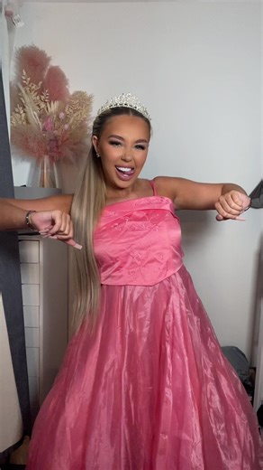 Discovering My Year 6 Prom Dress Memories